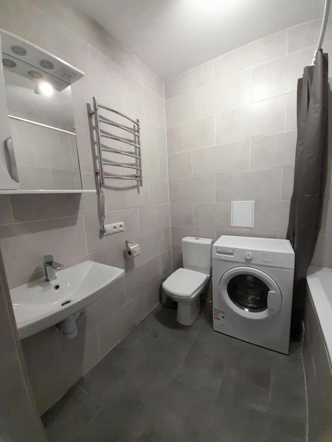 Отличные Квартиры На Другетов Apartment Uzhhorod Exterior photo